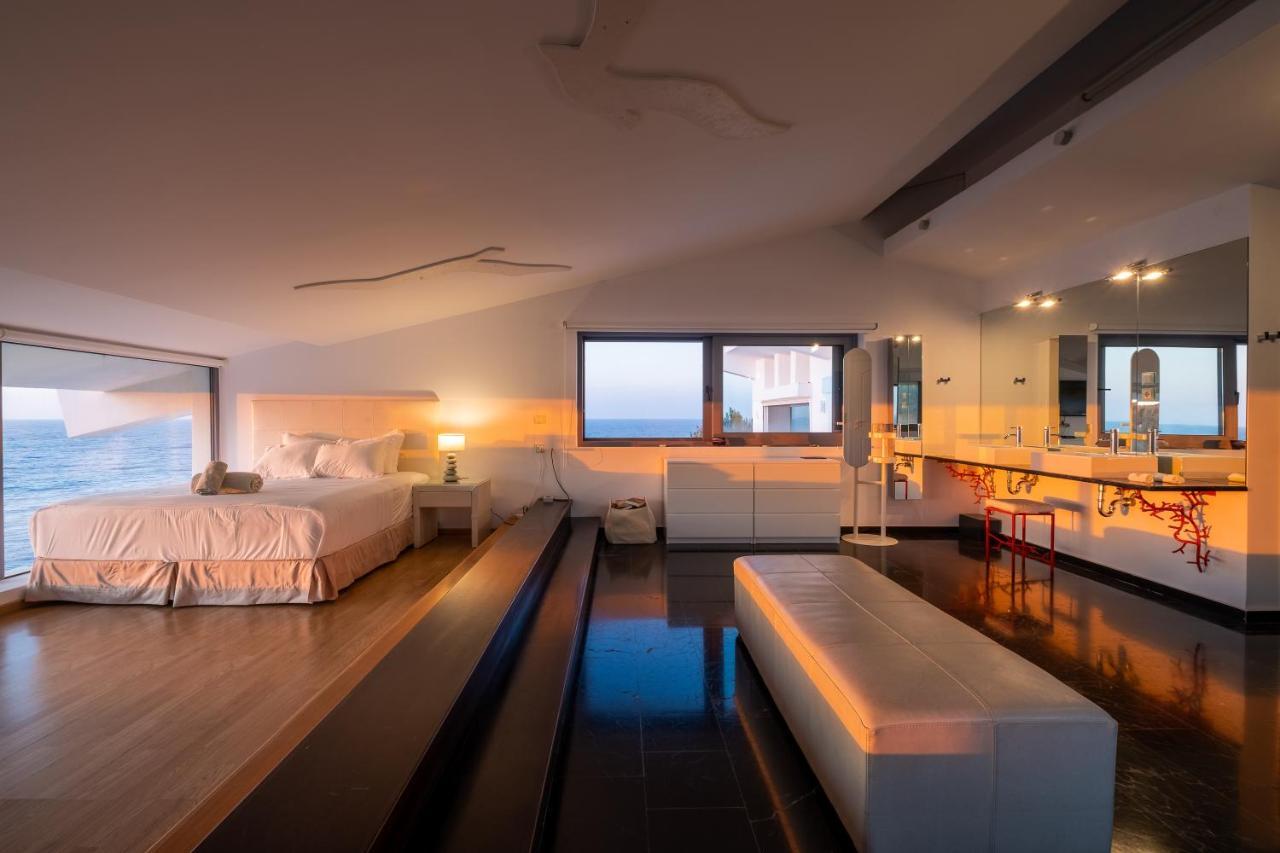 Icarus Luxury Beachfront Villa Γιαλισκάρι Εξωτερικό φωτογραφία