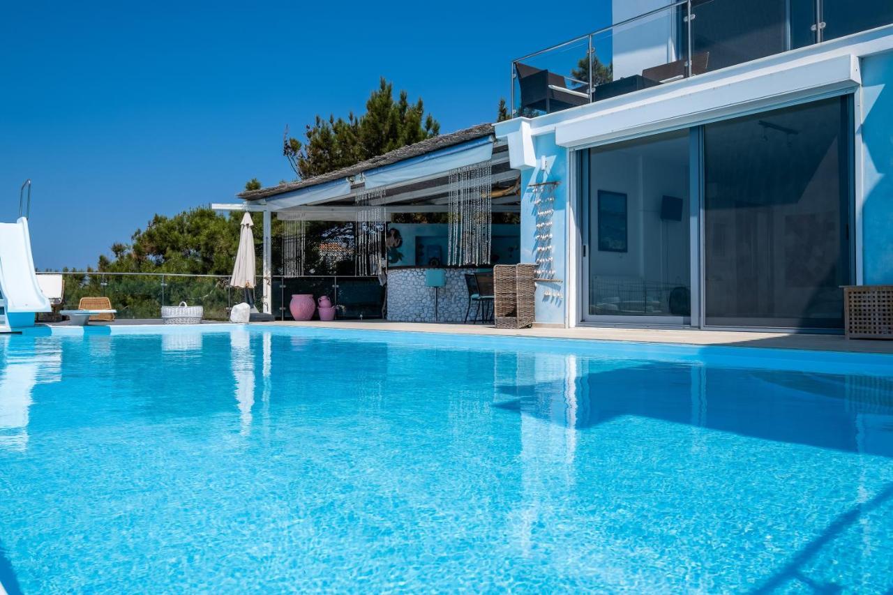 Icarus Luxury Beachfront Villa Γιαλισκάρι Εξωτερικό φωτογραφία